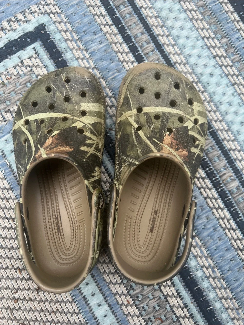 CROCS camo slip
